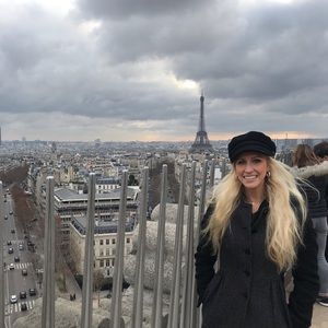 Meet your Posher, Katelyn